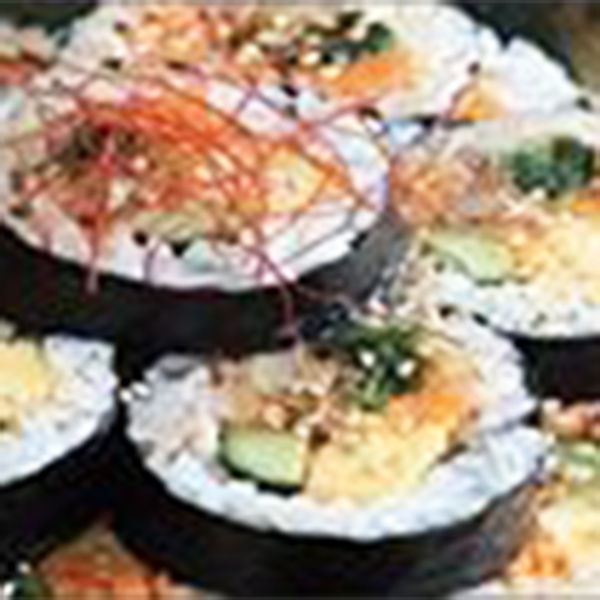 沖縄まーす(塩)入りキンパ(海苔巻き)